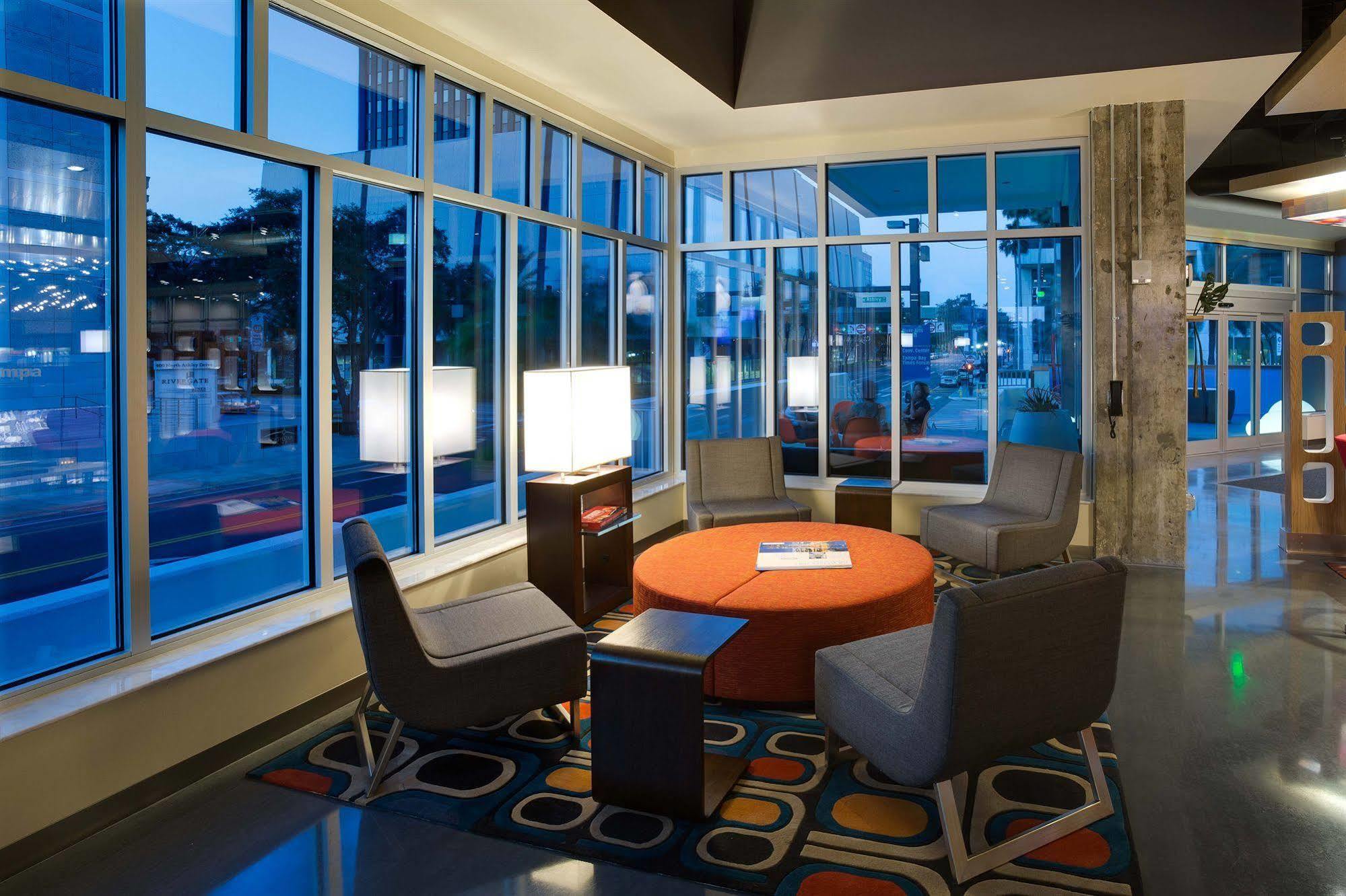 Aloft - Downtown 3* Tampa