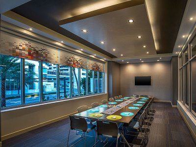 Aloft - Downtown Hotel